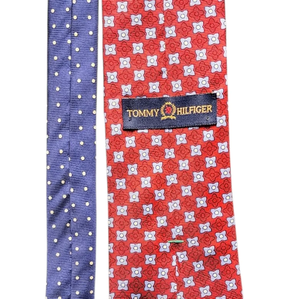 Tommy Hilfiger‎ Red and White Silk Tie